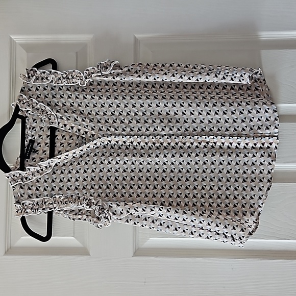Pelione Sleeveless Blouse, NWOT, Small with Geometric Shapes - Picture 1 of 10